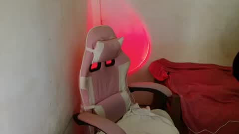 Snapshot of imyourhotwife chatting on 01-19-25, 09:13 jane online show from 01-19-25, 09:13