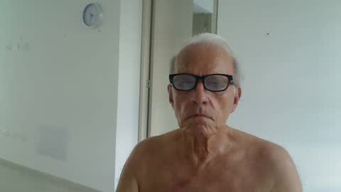 incendiado online show from 09-14-25, 03:33