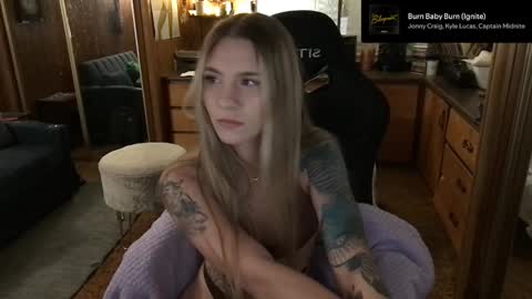 Carter online show from 01-03-25, 10:52