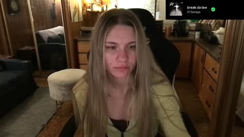 Carter online show from 01-04-25, 10:49