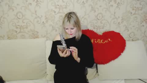 incredible_ariela online show from 01-03-25, 10:31