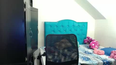 incubus_couple1 online show from 12-16-24, 01:21