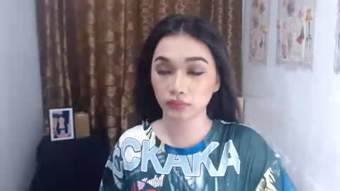 indestructabletrixie online show from 01-19-25, 06:10