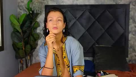 INDI online show from 11-22-25, 01:43