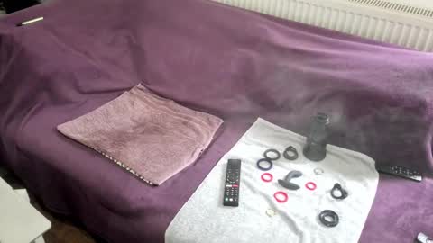 Snapshot of indian_exhibitionist chatting on 09-28-25, 01:27 indian_exhibitionist online show from 09-28-25, 01:27