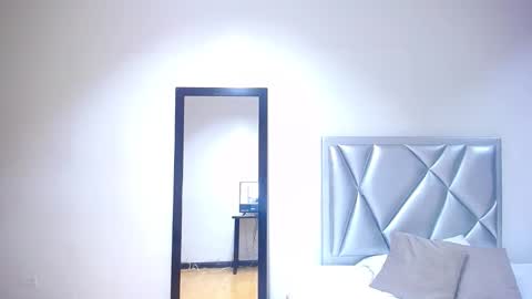 indian_whore18 online show from 02-14-25, 03:43