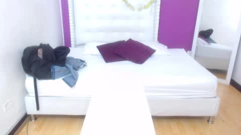 indian_whore18 online show from 03-10-25, 10:55