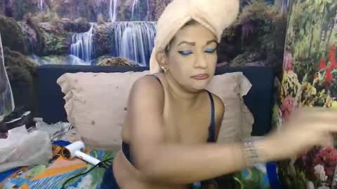 Snapshot of indianaqua79 chatting on 02-05-26, 03:44 Indianaqua online show from 02-05-26, 03:44