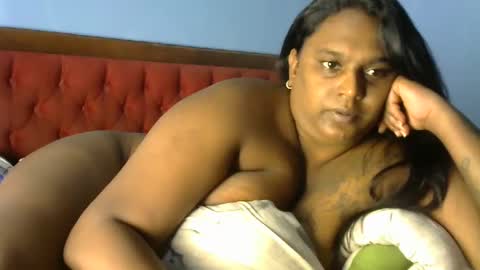 Snapshot of indiancherry02 chatting on 02-10-25, 09:58 kiran online show from 02-10-25, 09:58