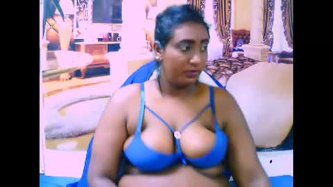Snapshot of indiancherry4u2luv chatting on 03-05-25, 07:05 indiancherry4u2luv online show from 03-05-25, 07:05