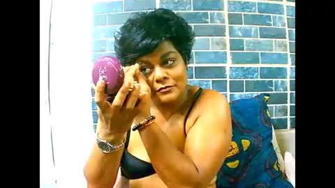 indiancherrypie online show from 12-16-24, 05:49