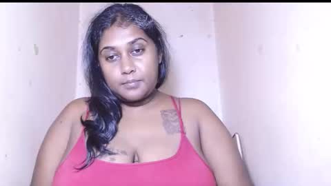 Snapshot of indiancoco chatting on 03-04-26, 06:25 candice online show from 03-04-26, 06:25