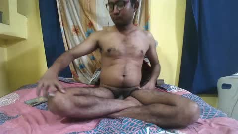 Snapshot of indiancumking chatting on 01-15-25, 01:09 inindiancumking online show from 01-15-25, 01:09