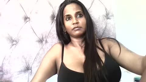 priya online show from 11-11-25, 07:52