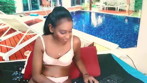 Leah online show from 12-02-24, 10:50