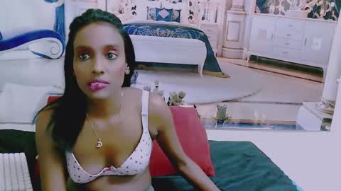 Leah online show from 12-06-24, 12:27