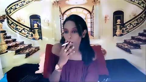 Leah online show from 12-09-24, 07:39