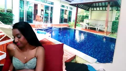 Leah online show from 12-12-24, 09:26