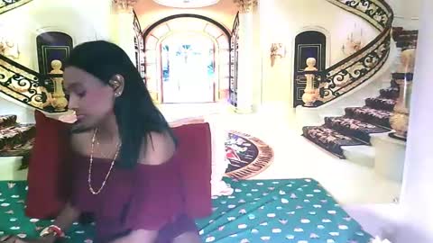 Leah online show from 12-27-24, 07:03