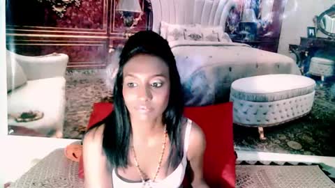 Leah online show from 01-03-25, 07:38