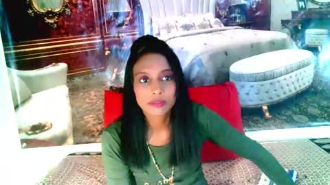 Leah online show from 01-13-25, 05:23