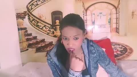 Leah online show from 09-16-25, 05:58