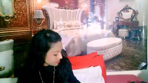 Leah online show from 10-06-25, 05:05