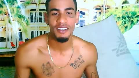 Snapshot of indianmuscle69 chatting on 12-03-25, 06:21 Jay online show from 12-03-25, 06:21