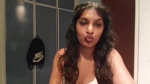 Snapshot of indianpandora chatting on 09-21-25, 09:44 indianpandora online show from 09-21-25, 09:44