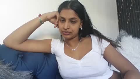 Snapshot of indianpandora chatting on 11-20-25, 06:35 indianpandora online show from 11-20-25, 06:35