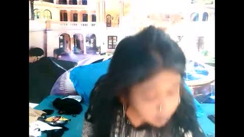 Mika online show from 12-16-25, 05:12