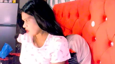 indianrose4u7 online show from 10-10-25, 07:57