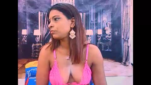 indiansexyass4u2luv online show from 11-26-25, 06:53