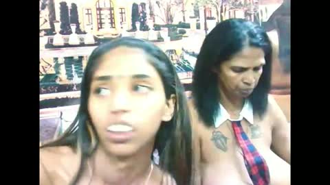 indiansexyslender4u2luv online show from 10-22-25, 05:52