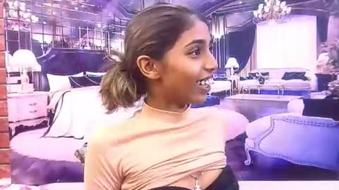 indiansexyslender4u2luv online show from 12-22-25, 05:26