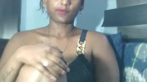 Snapshot of indiantina01 chatting on 12-04-24, 12:58 tina online show from 12-04-24, 12:58