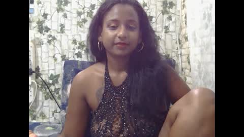 Snapshot of indiantina01 chatting on 01-22-25, 07:34 tina online show from 01-22-25, 07:34