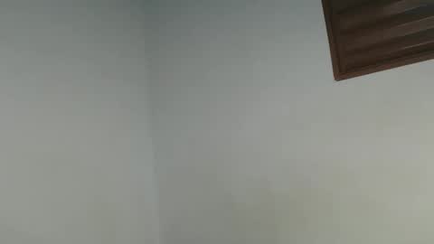 Indiazinha online show from 01-01-25, 10:13