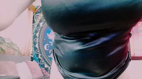 Snapshot of indica_me chatting on 01-25-25, 06:23 indica_me online show from 01-25-25, 06:23