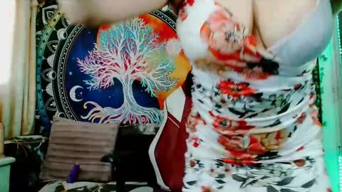 Snapshot of indica_me chatting on 09-25-25, 05:55 indica_me online show from 09-25-25, 05:55