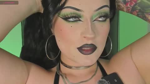 Hey  Im Indie follow me on my instagram  online show from 01-15-26, 05:05