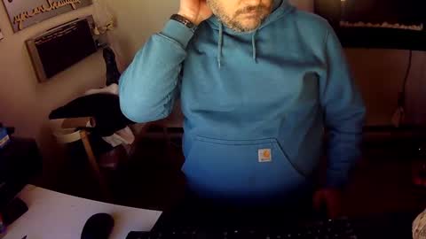 Snapshot of indigolvr chatting on 12-09-24, 01:18 BroLOU online show from 12-09-24, 01:18