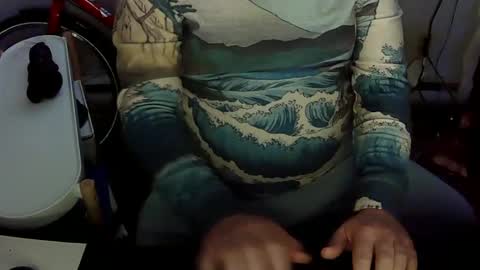 Snapshot of indigolvr chatting on 02-18-25, 08:16 BroLOU online show from 02-18-25, 08:16