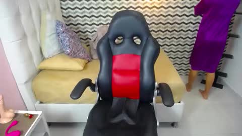   online show from 02-07-26, 01:59