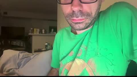 Snapshot of indiscriminator chatting on 01-18-26, 08:29 just1dude online show from 01-18-26, 08:29