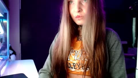 Snapshot of inesdesire chatting on 02-05-25, 08:11 InesDesire online show from 02-05-25, 08:11