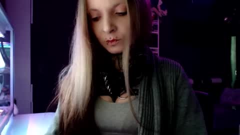 Snapshot of inesdesire chatting on 02-11-25, 07:12 InesDesire online show from 02-11-25, 07:12
