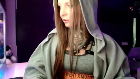 Snapshot of inesdesire chatting on 02-16-25, 08:10 InesDesire online show from 02-16-25, 08:10