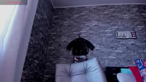 MOLLY online show from 10-02-25, 05:20