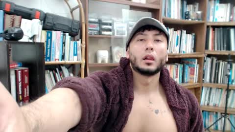 Snapshot of ingabooo chatting on 09-18-25, 06:54 Dimitry online show from 09-18-25, 06:54